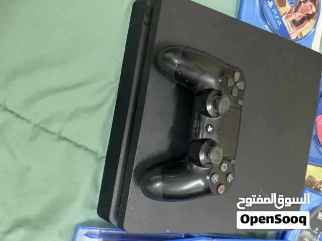 Playstation 4 شغال مافي اي مشاكل