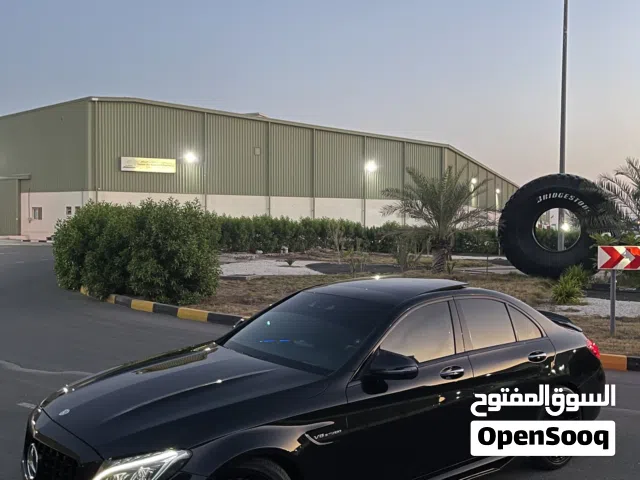 2016 مرسيدس بنز الفئة-C C 63 AMG