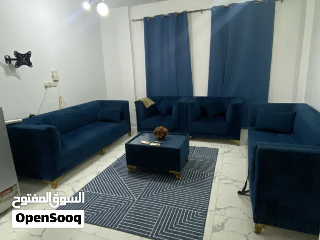 90 m2 2 Bedrooms Apartments for Rent in Muscat Al Maabilah