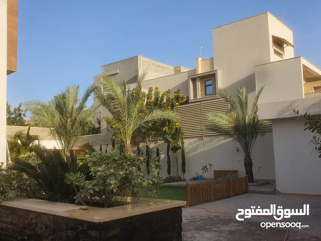 670 m2 More than 6 bedrooms Villa for Sale in Tripoli Salah Al-Din