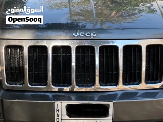 للبيع جيب لاريدو 2008 سمنتي