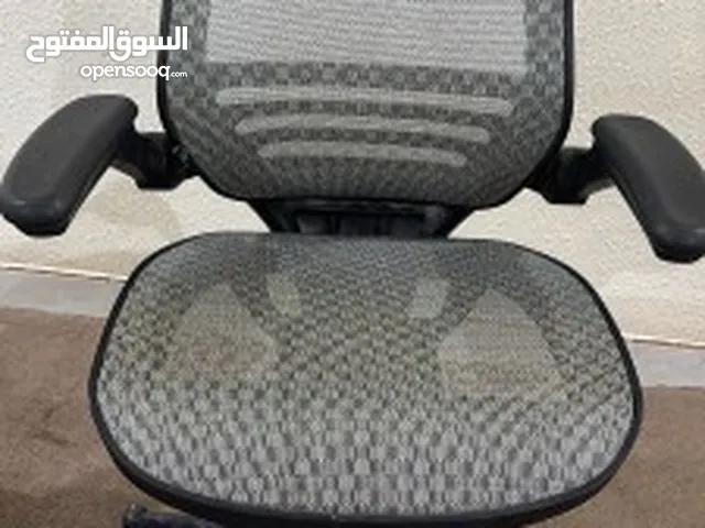 كرسي مكتبي حاله ممتازه