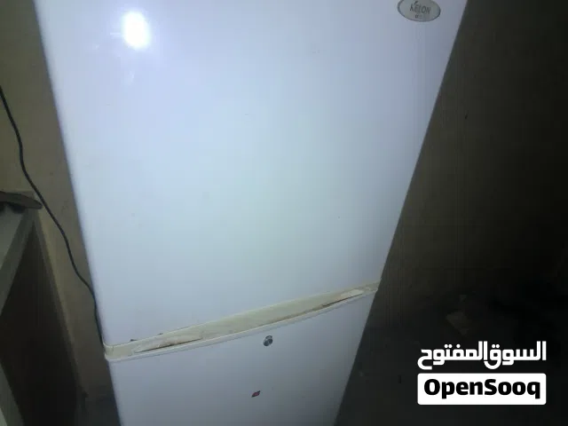 ثلاجه نضيفه