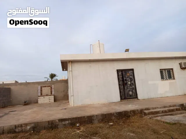 2 Bedrooms Chalet for Rent in Misrata AlHabbara