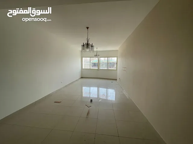 3100 ft 3 Bedrooms Apartments for Rent in Sharjah Al Majaz
