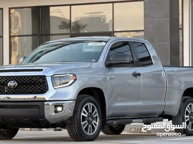 Used Toyota Tundra in Benghazi