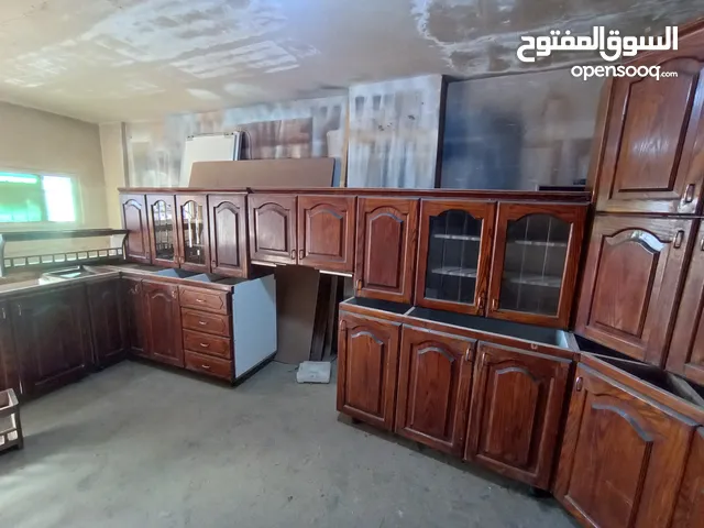 اثاث للبيع