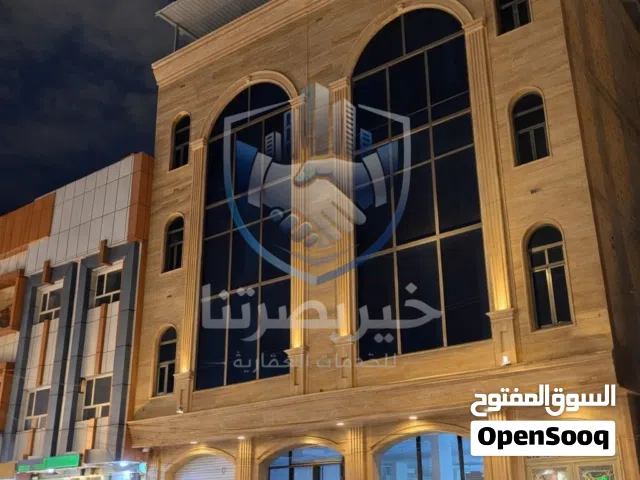 بناية تجارية للإيجار في الجنينة/شارع البهو