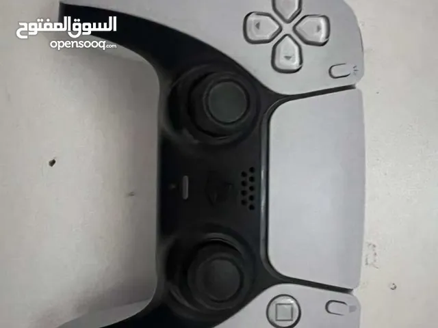 يد بليستيشن 5