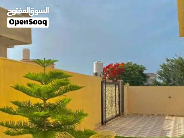 فيلا للبيع في تاجوراء بالقرب من مقسم ططانكي