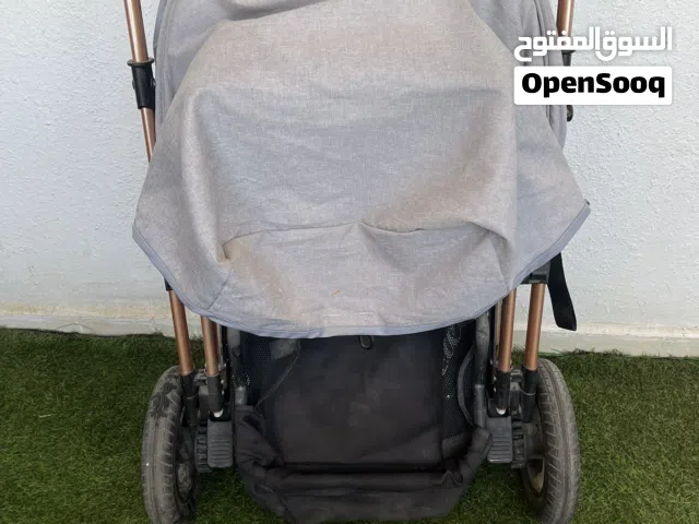 عرباية اطفال ماركة belecoo اوروبي مستعمله نظيفه قيادة ب اتجاهين