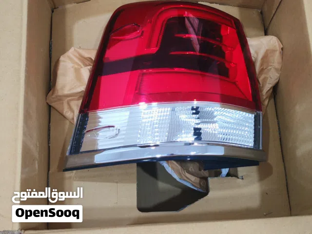سطاب لاندكروزر 2016 وكاله غير مستخدا بكرتونه متواجد اليسار فقط