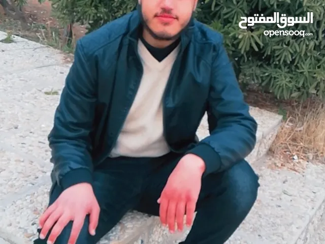 يحيى المقبل