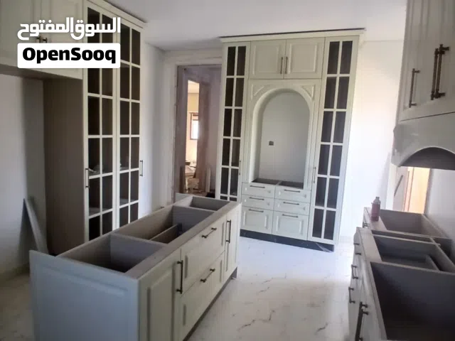 تركيب مطابخ وغرف ملابس تشطيب درجه اولا داخل وخارج طرابلس