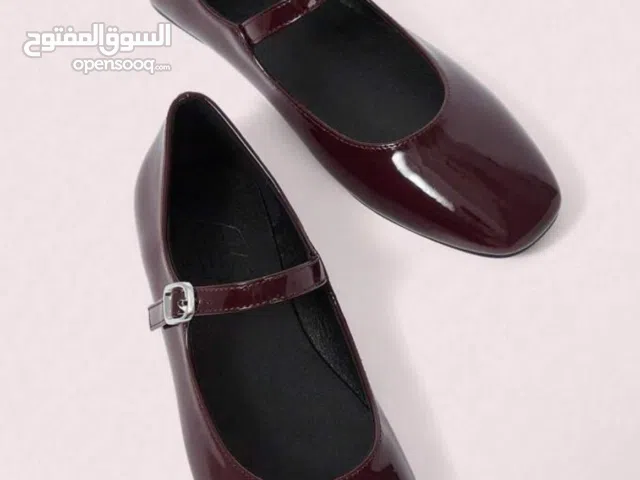 حذاء جديد للبيع حالة غير مستعمل