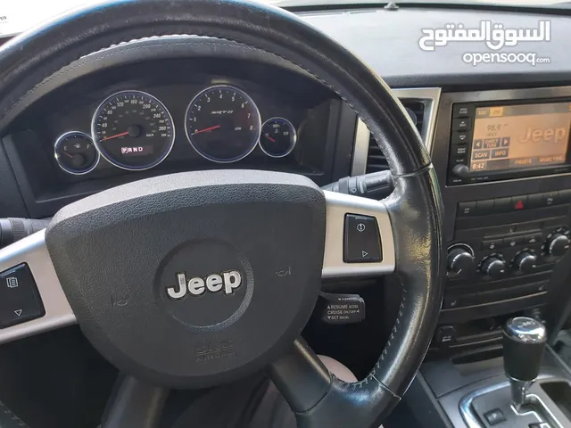 Jeep Grand Cherokee 2010 in Kuwait City
