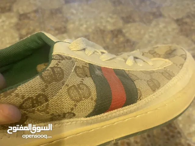 حذاء رجالي