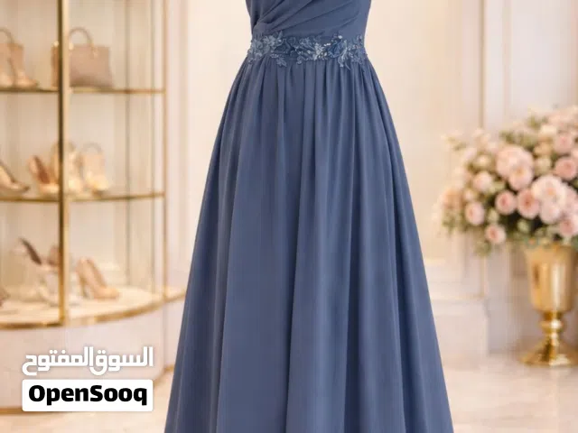 عروض على تشكيلة من فساتين السهرة