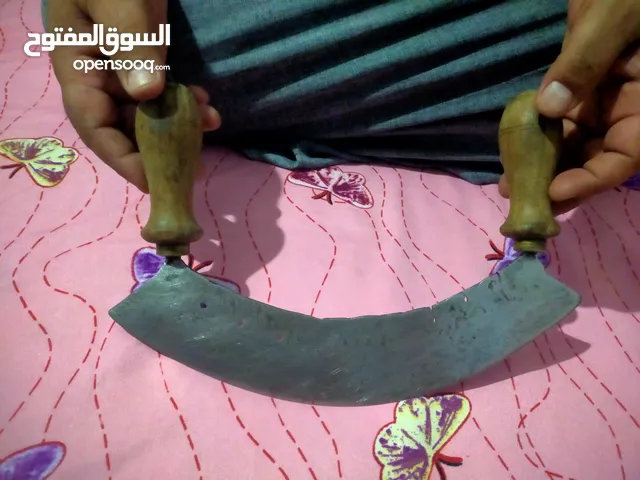 مخرطه لحم ثما ملوخيه صناعه يدوى محترمه جدا اتمنى إن تنال اعجاب حضراتكم ومن يريدها يتواصل معي عبر...