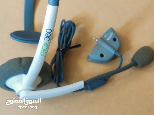 محولات وكيبلات وسماعة