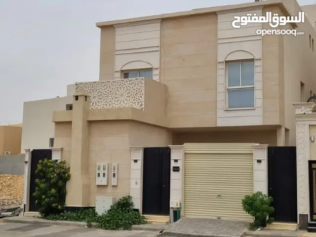 220 m2 4 Bedrooms Villa for Rent in Al Riyadh Hittin