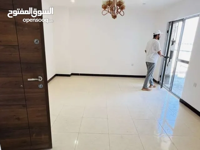 120 m2 2 Bedrooms Apartments for Rent in Basra Kzaiza