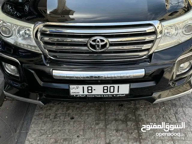 ثلاثي مميز801-18