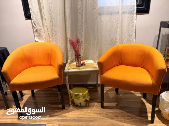طقم 4 كراسي خشب زان لون برتقالي + ترابيزة زان