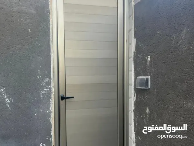 ابواب المنيوم و p.v.c للبيع