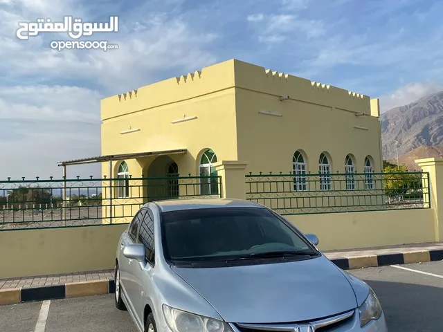 Used Honda Civic in Al Dakhiliya