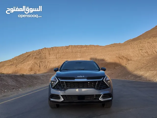 كيا سبورتاج 2023 فئة 4X — بحالة ممتازة، دفع رباعي، تصميم أنيق ومواصفات فاخرة