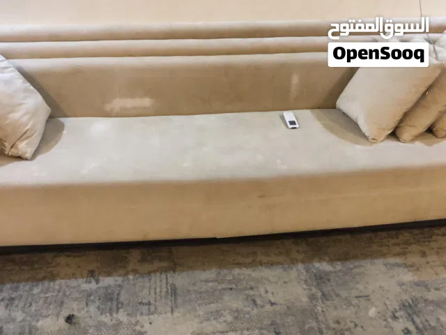 نشتري الاثاث المستعمل والمستخدم غرف نوم كنب مجالس باطرمه مطابخ مكيفات الاجهزه الكهربائيه كنب امريك