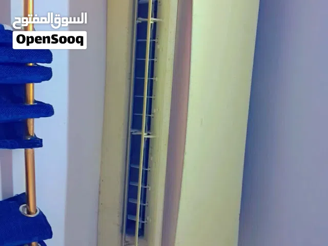 عدد 2 مكيف ممتاز   3 طن و 2،5 طن  وبوتاجاز 5 شغله فرن  شوايه ممتاز