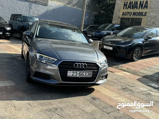 Audi A3 S-Line مديل 2018 بحاله الوكاله