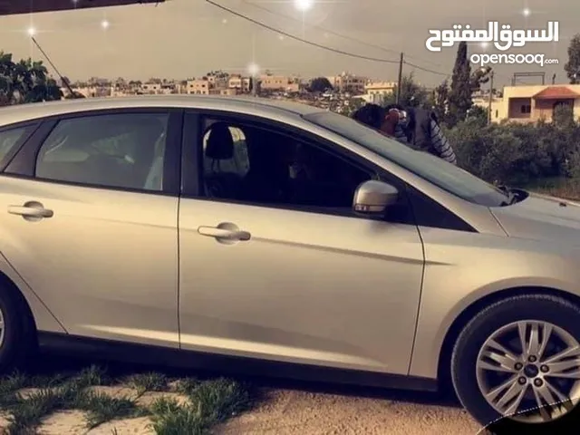 فورد فوكس ستيشن 2014 خالية من القص طولي عرضي