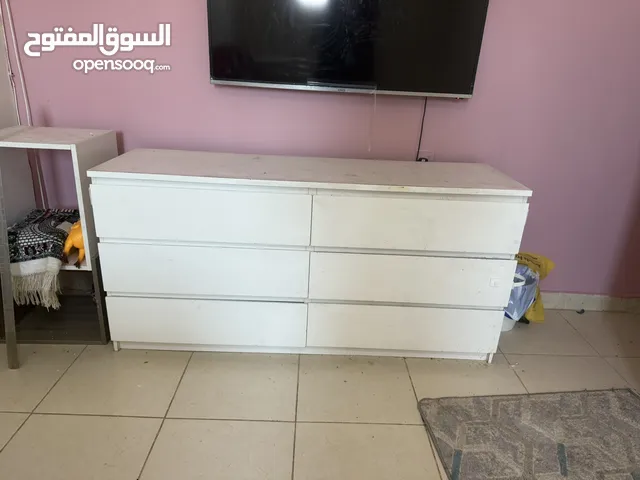 اغراض اطفال متنوعة بحالة جيدة للببع لعدم الحاجة