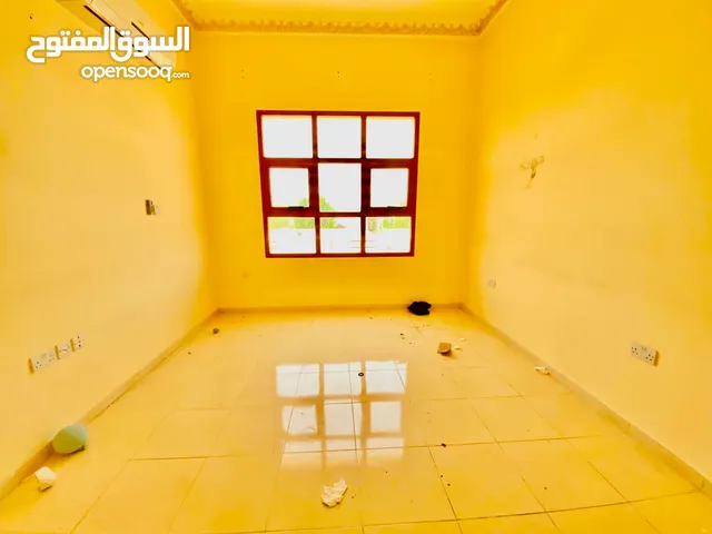 160 m2 1 Bedroom Apartments for Rent in Al Ain Al Jimi