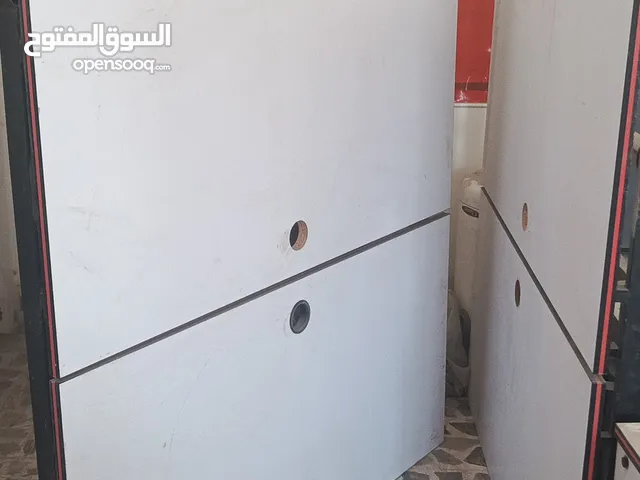 طاولة اجتماعات