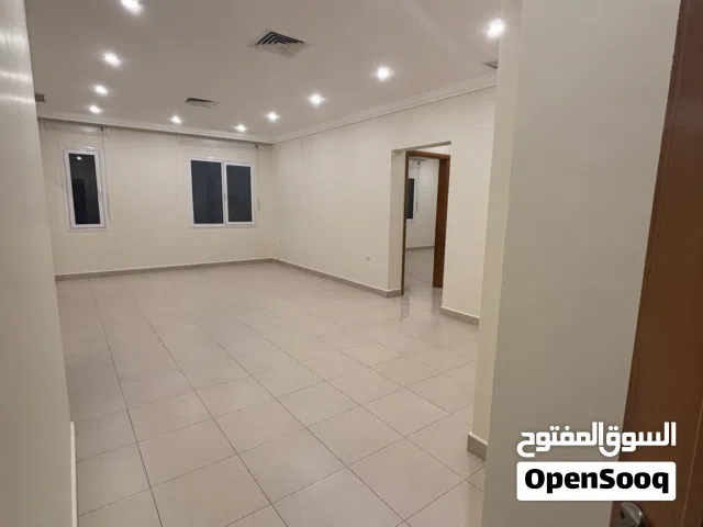 200 m2 3 Bedrooms Apartments for Rent in Kuwait City Qairawan