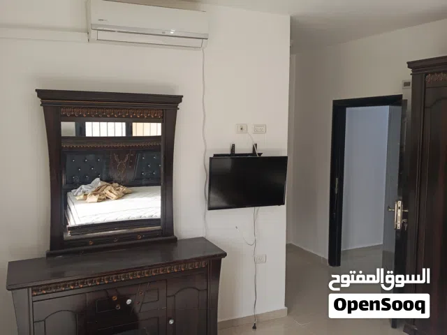 150 m2 3 Bedrooms Apartments for Rent in Ramallah and Al-Bireh Ein Musbah