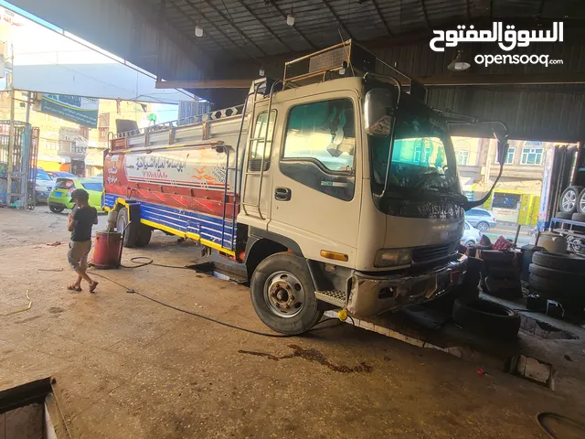 ايسوزو مجنونه أوربي موديل 99 مكينة 210 عايدي جنط 17.5 نظيف