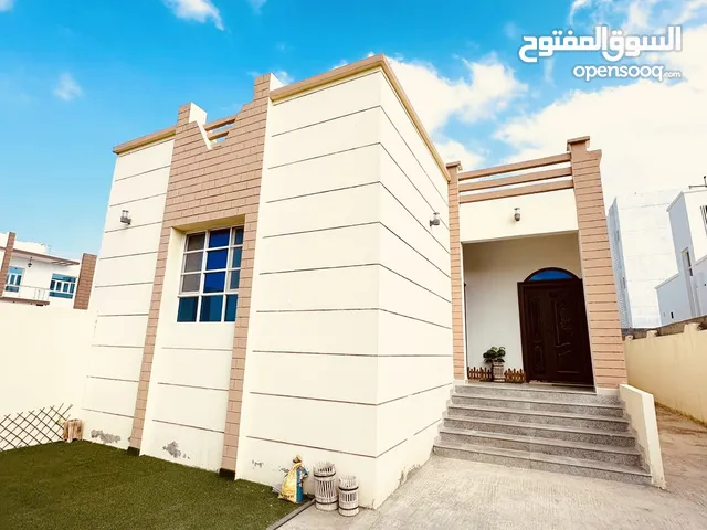 165 m2 3 Bedrooms Villa for Sale in Muscat Al Maabilah