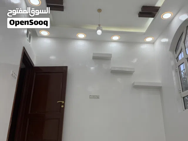 140 m2 4 Bedrooms Townhouse for Rent in Sana'a Dar Silm