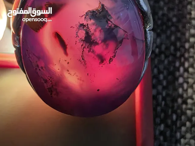 خاتم عقيقي يماني بنفسجي مصور من النوادر نقي جدا اصلي 100% شرط الفحص