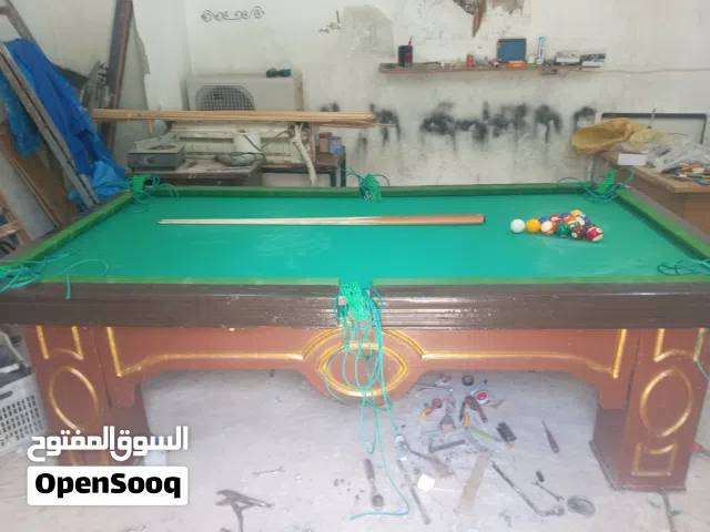 طاولة بلياردو