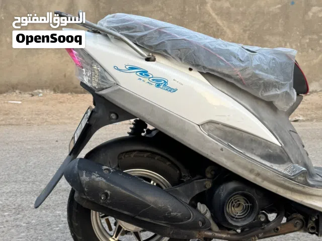 2006 ياماها XMAX