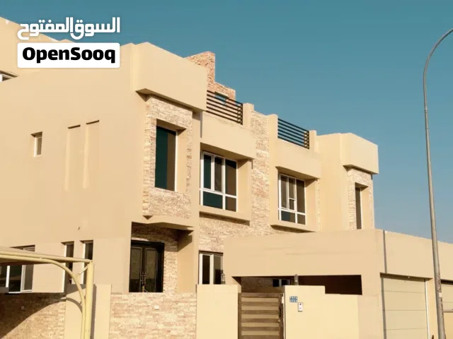 390 m2 4 Bedrooms Villa for Sale in Muscat Al Mawaleh