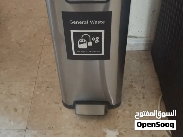 سلات مهملات نظام هايدروليكي