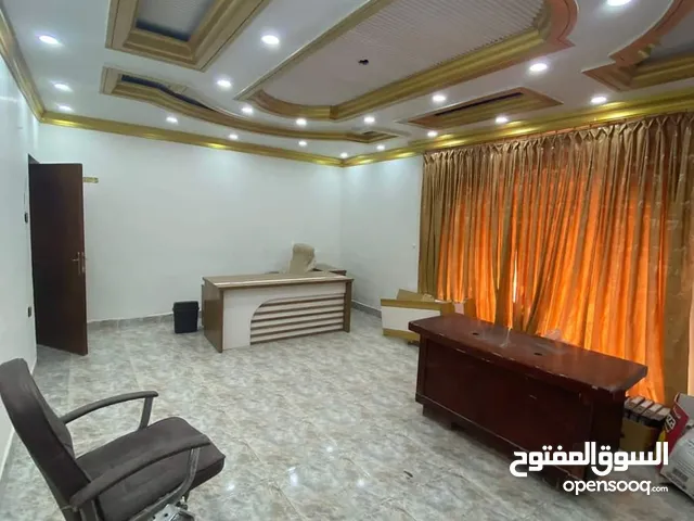 360 m2 More than 6 bedrooms Townhouse for Rent in Basra Juninah