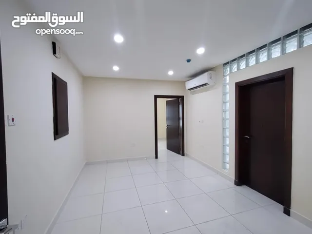 شقه بالحوره بسعر مميز